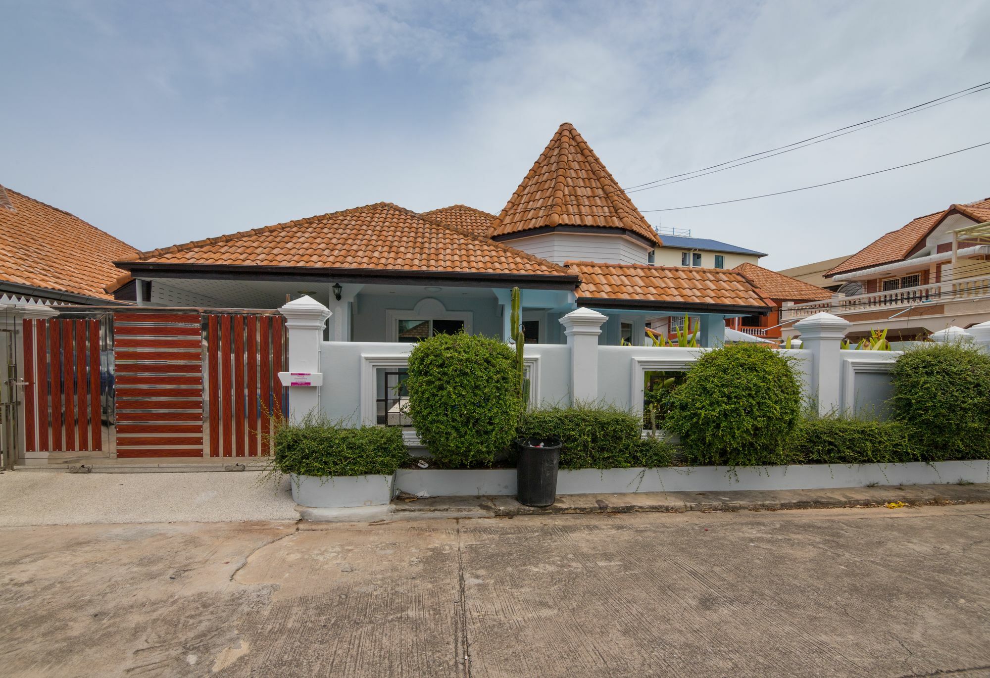 Nowhere Demeter Villa